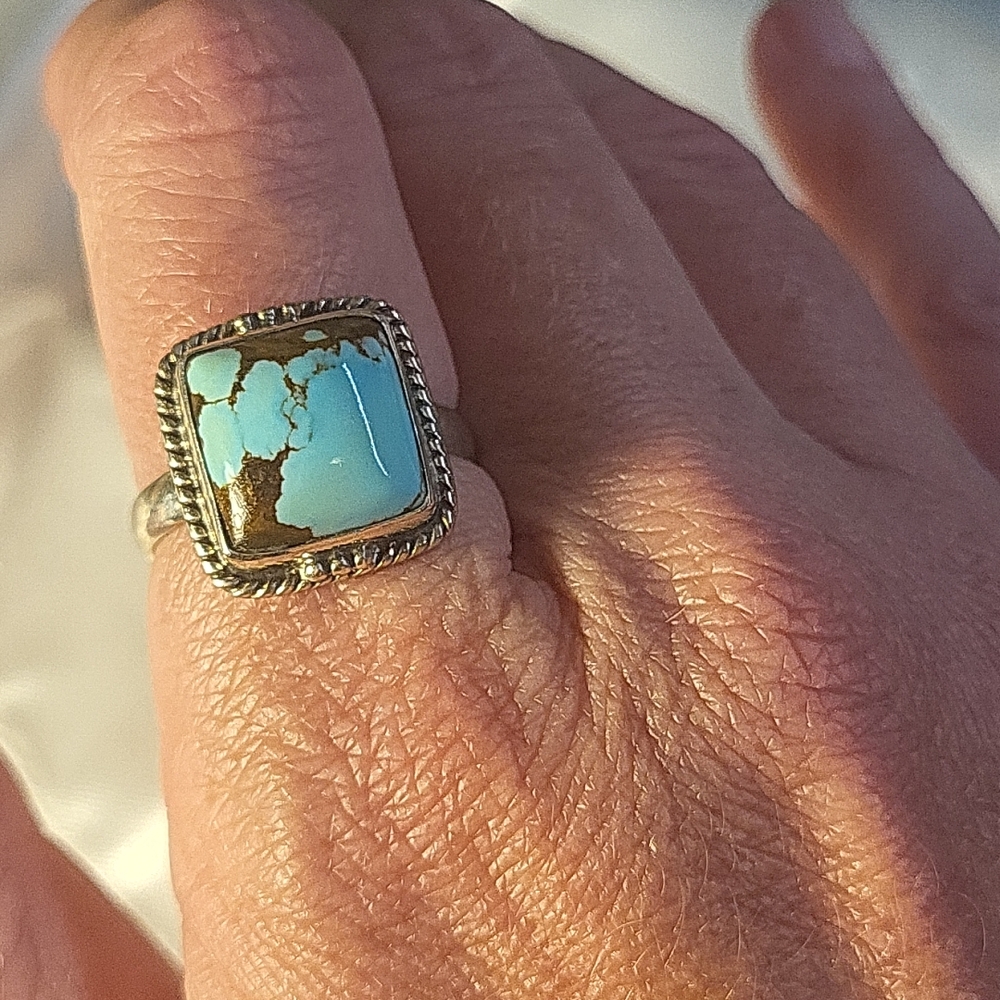 Turquoise Silver Ring - Picture 4 of 5